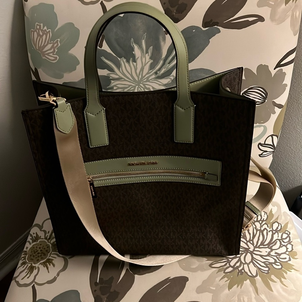 Michael Kors Kenly bag